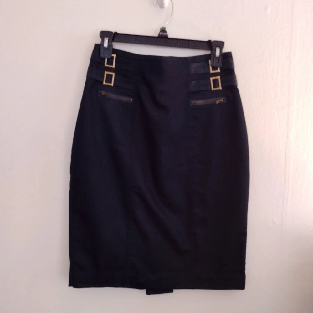 Worthington Dark Chambray Pencil Midi Skirt w/ Buckle Detail Size 6